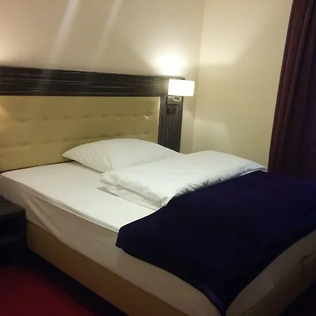 Hotel Famosa-3